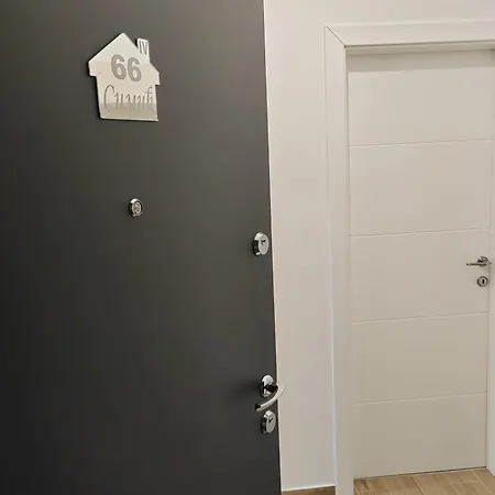 Simic Apartment *